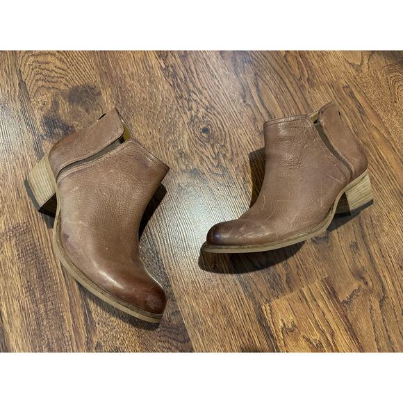 Clarks Women’s Maypearl Ramie Leather Ankle Boots Tan Size 5.5 – Timeless Style - Picture 1 of 10